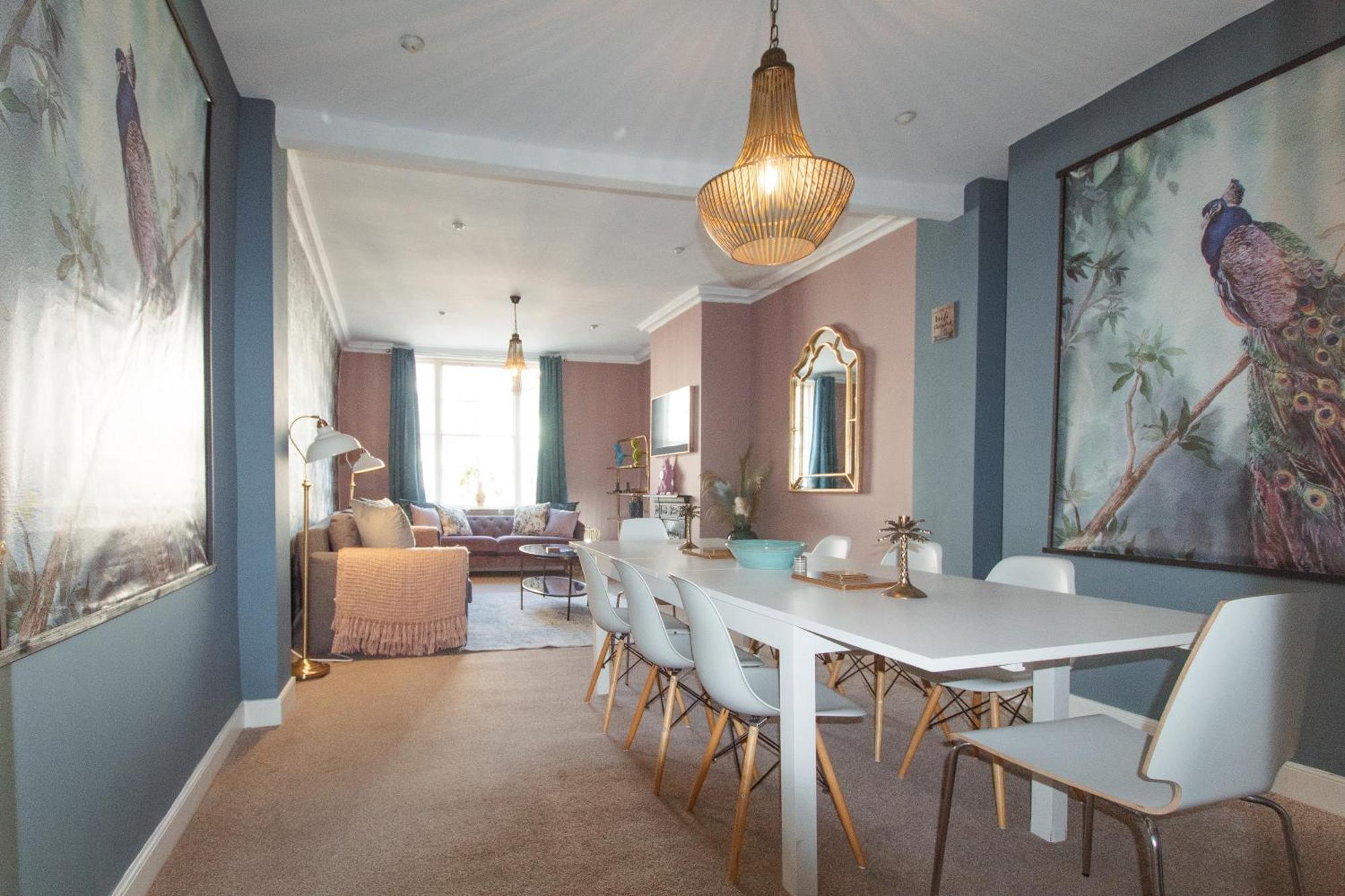 Built 1804 Caldecott Town House On The Rows By Rework Accommodation Chester Bagian luar foto